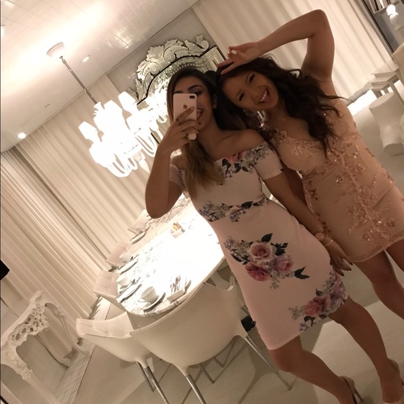 HelloMolly Champagne Sequin Bodycon Mini Dress - Picture 7 of 7